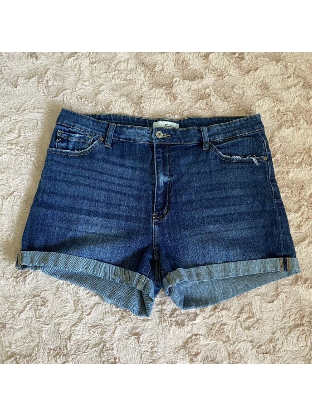 KanCan Womens Size 2XL Dark Wash Cuffed Denim Shorts Blue Jeans Distressed